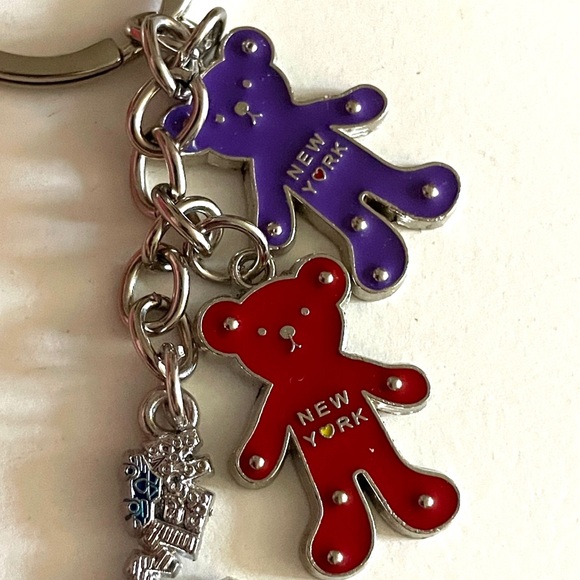 COPY - 🦚2/$20🦚 New York City charm keychain key holder charms. NYC - Picture 6 of 8